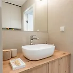 Trubarjeva Apartment *