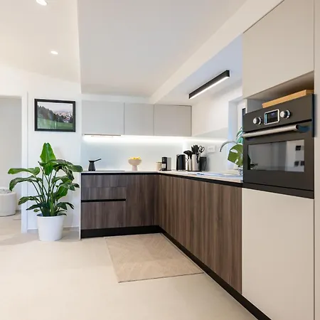 Trubarjeva Apartment *