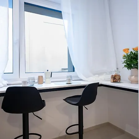 Trubarjeva Apartment *